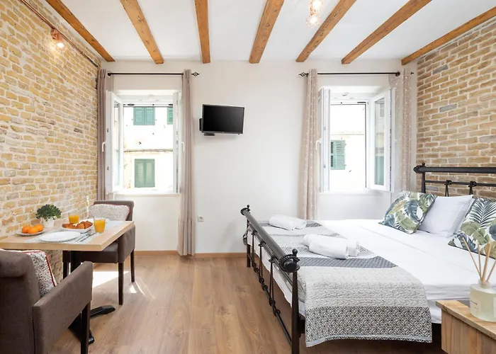 Vanilla By Life Homes * Corfu (city)